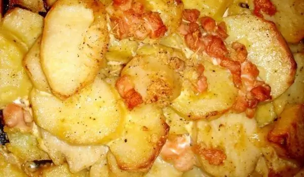 Patate con prosciutto e panna