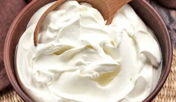 How To Make Your Own Sour Cream