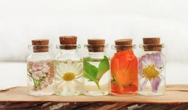 Homemade Mouthwash With Essential Oils