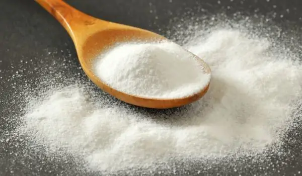 The Difference Between Ammonia Soda And Baking Soda