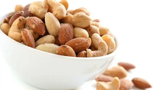 Los Cacahuetes Y Las Almendras Protegen El Cerebro Los Cacahuetes Y Las Almendras Protegen El Cerebro