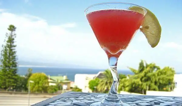 Daiquiri күнүң менен! Коктейлди өзүңүз кантип жасасаңыз болот