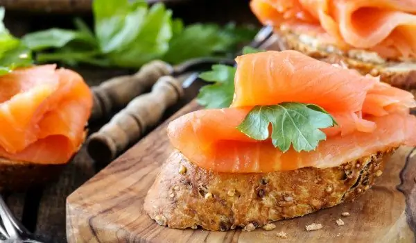 hiaskan untuk salmon salai