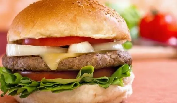 Rusya, McDonald's'ta Bazı Burgerleri Yasaklamak Istiyor