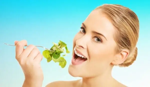 Bite Leafy Vegetables For A Clear Mind And A Healthy Stomach