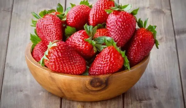 Strawberries - Good For The Brain And Heart