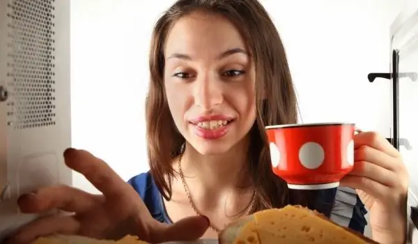 Warum Ist Das Kochen In Der Mikrowelle Schädlich?